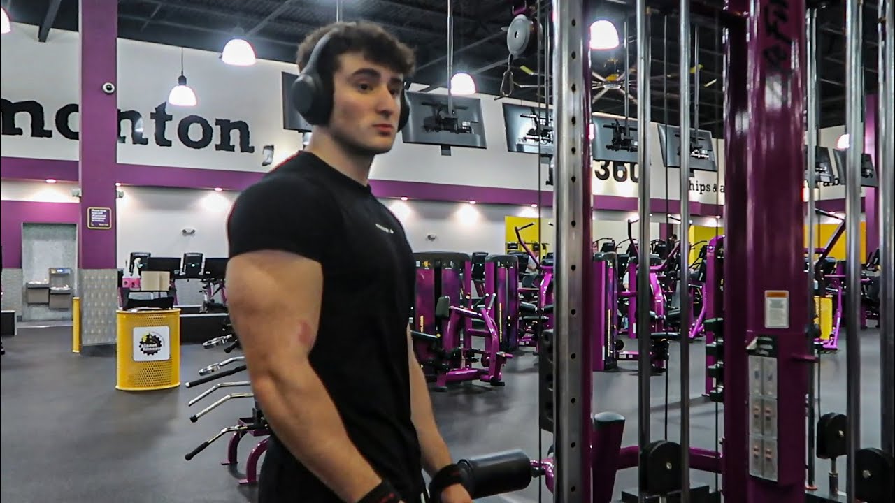 Road to 235 Lean EP.60 - Sharms at Planet Fitness - YouTube