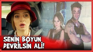 Sinem, Alinin Reklamda Oynadığını Görüyor - Küçük Ağa 5. Bölüm