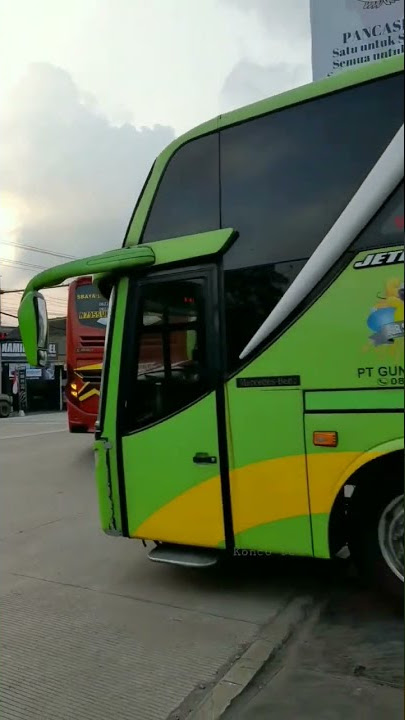 Trio Jet Bus Sugeng Rahayu-Gunung Harta-Haryanto #shorts #sugengrahayu #gunungharta #poharyanto
