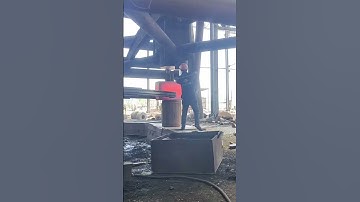 Drill a high-temperature hole for a rectangular iron block | Forge a giant rectangular iron block!