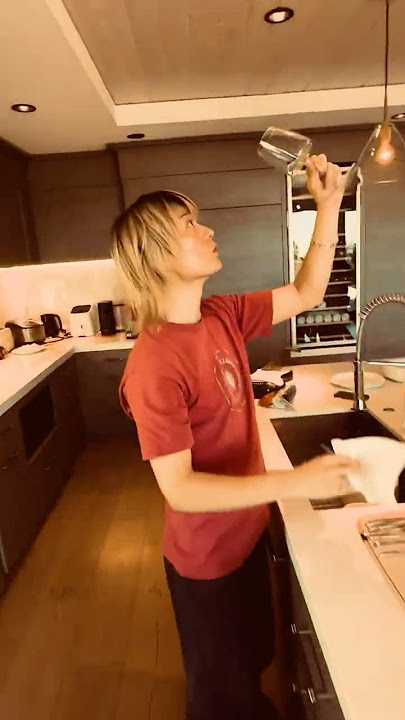 Just a typical morning for ONE OK ROCK!