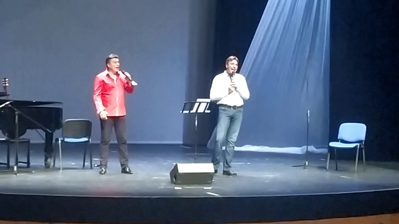 Váltótársak // Homonnay Zsolt és Szabó P. Szilveszter - A csönd éve volt...