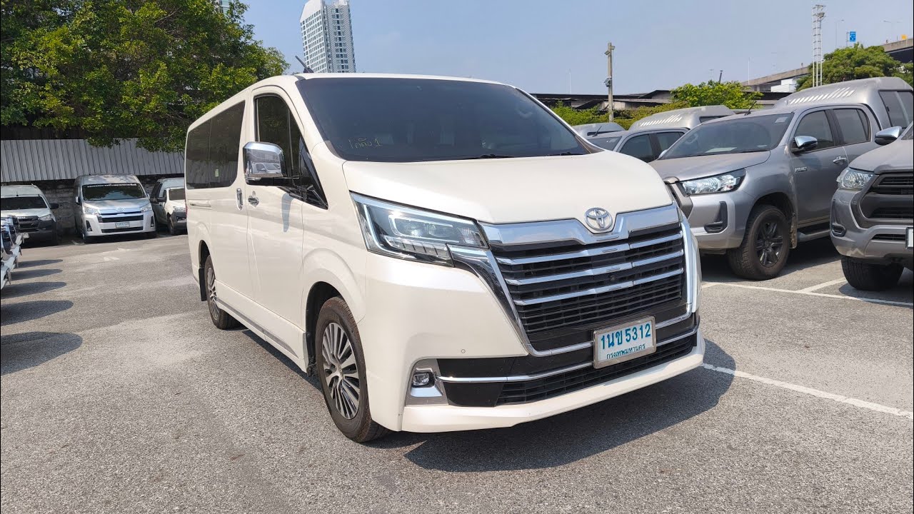 Toyota Majesty 2.8 Premium 2020 года выпуска, пробег 125 000 км, цена: 1 334 000 THB.