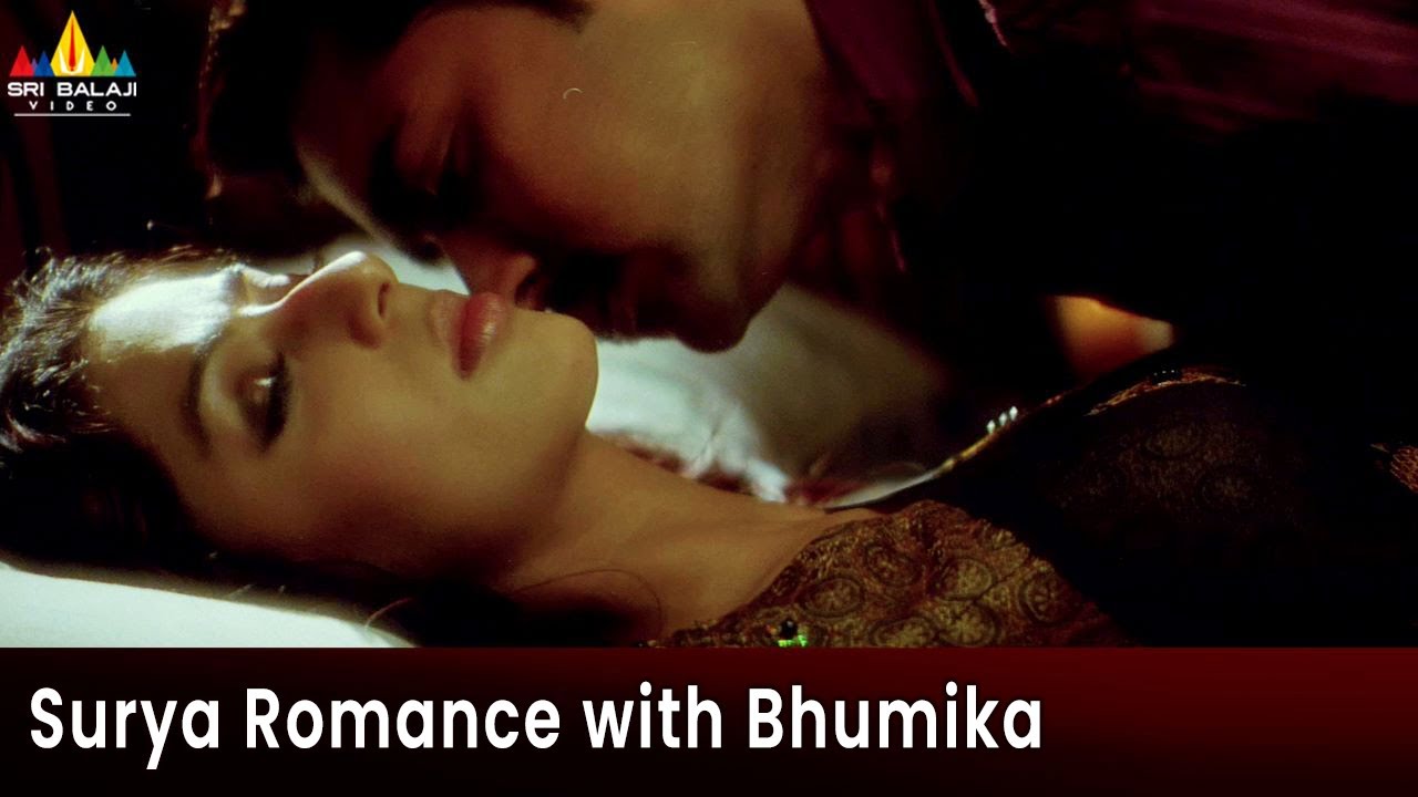 Surya and Bhumika Romantic Scene | Nuvvu Nenu Prema | Telugu Movie Scenes  @SriBalajiMovies - YouTube