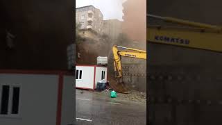 СТАМБУЛ. ОБРУШЕНИЕ 30 МЕТРОВОЙ ПОДПОРНОЙ СТЕНЫ 24.07.2018. ГОРЕ СТРОИТЕЛИ / ISTANBUL 24.07.2018 видео Бетон в район Кузьминки. Купить бетон в Кузьминки с доставкой — ЗАО