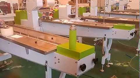 Mask packaging machine