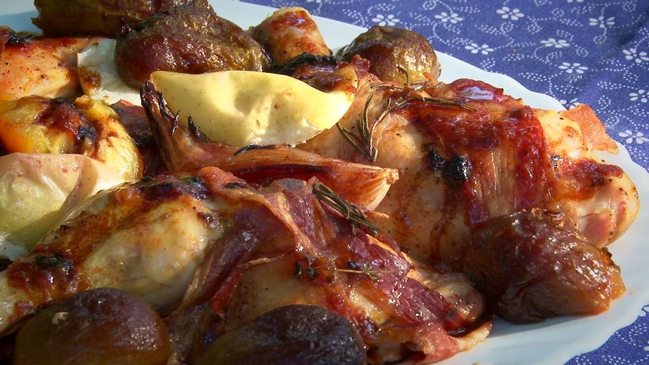 Csirke gyümölcságyon - Kemencés ételek Limarával