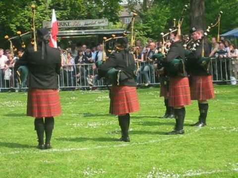 Heidelberg & District Pipes and Drums haben den ersten Platz in Grade 4 geholt und den Preis fÃ¼r Marching and Discipline gewonnen!