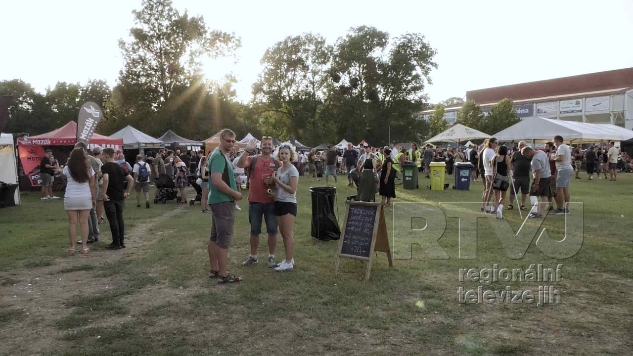 U zámku v Břeclavi se prezentovaly moravské minipivovary