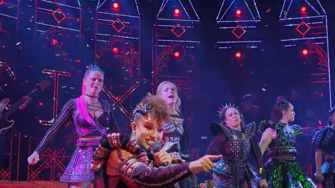 Tour Megasix Southampton Friday July 19th 2024 Matinee 👑💜 Tamara Aragon, Ellie Cleves and Izi Howard