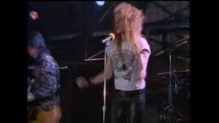 Guns N' Roses - Welcome to the Jungle chords