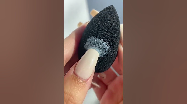 Easy french tip hack! #nailhacks #frenchtip #IPSY