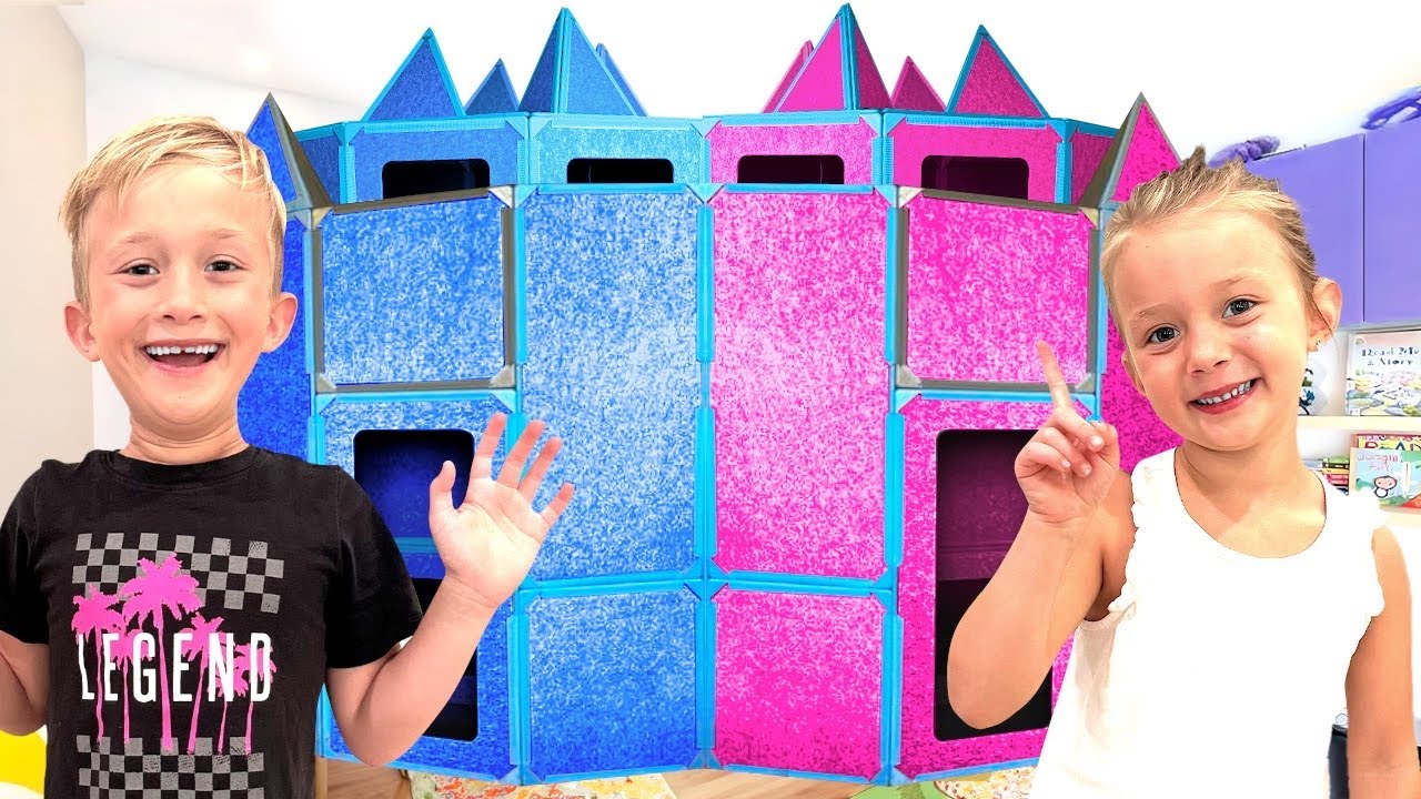 We Built a HUGE Fort in Ivy's Room!!