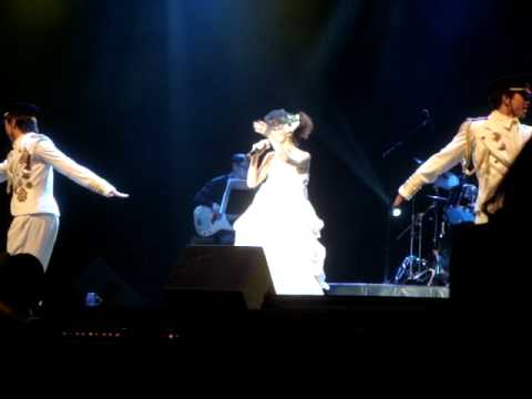 陳慧嫻 (幾時再見) Priscilla Chan in concert 01.24.2009 - 4/6