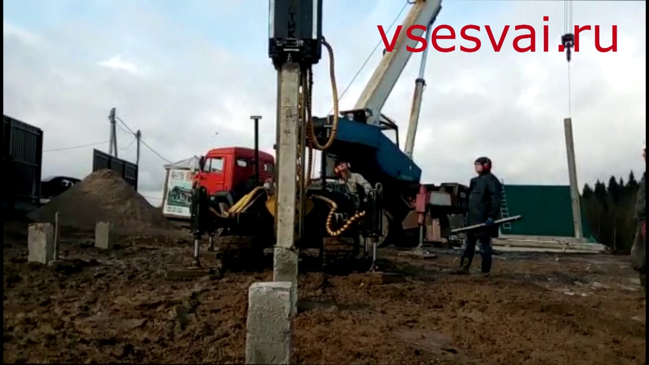 Установка бетонных забивных свай 200х200х5000 мм под фундамент. - YouTube