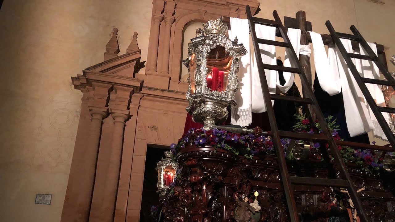 🔴 Viernes Santo en Écija: Hermandad de la Sagrada Mortaja (Entrada) 2022 |