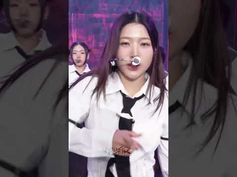 <strong>ZOOM</strong> - BADVILLAIN #<strong>ZOOM</strong> #BADVILLAIN #バドヴィレイン #배드빌런 #Shorts #MusicBank | KBS WORLD <strong>TV</strong>