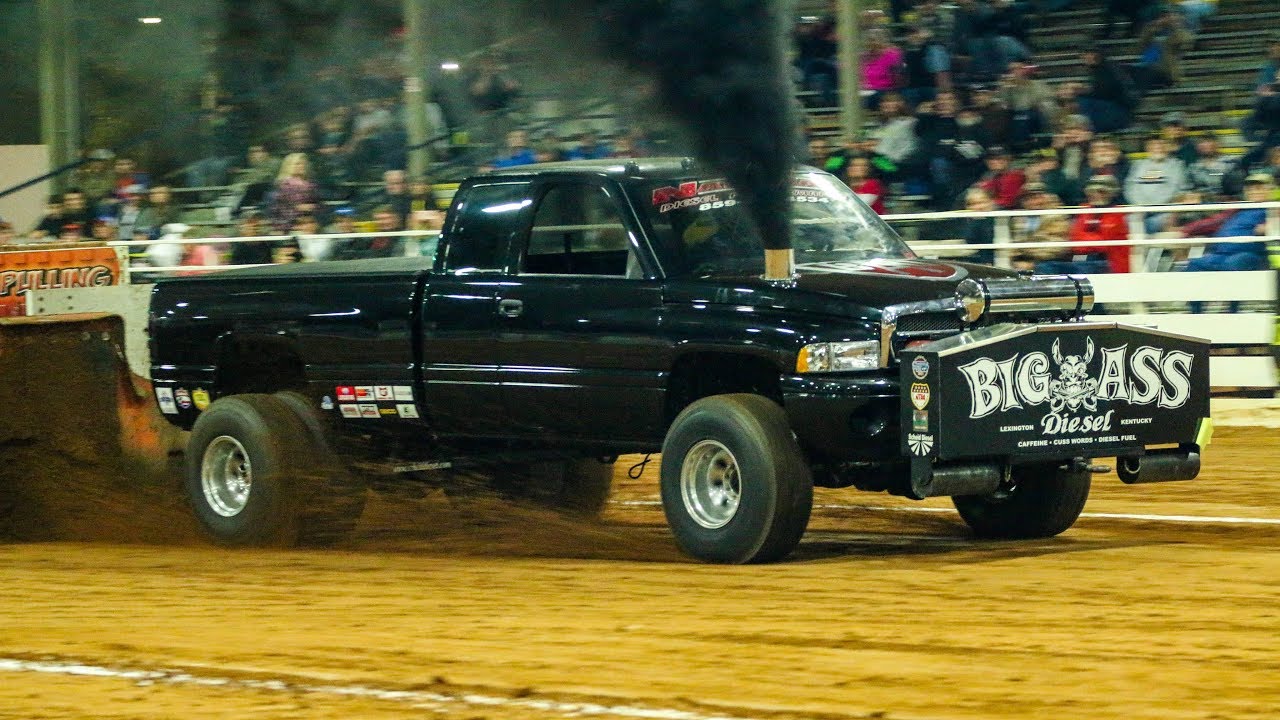 Diesel Trucks pulling at Ocala FL February 2019 - YouTube