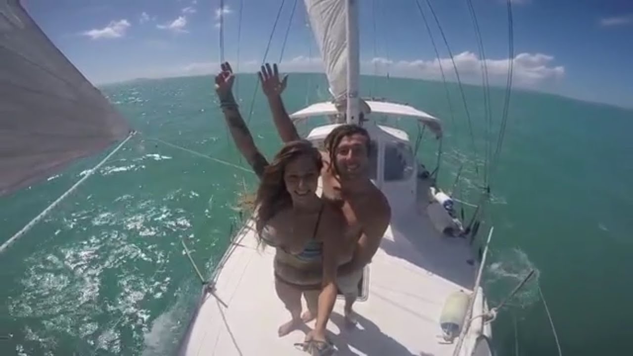 Moving to the Whitsundays & our first sail (Sailing Nandji) Episode 1