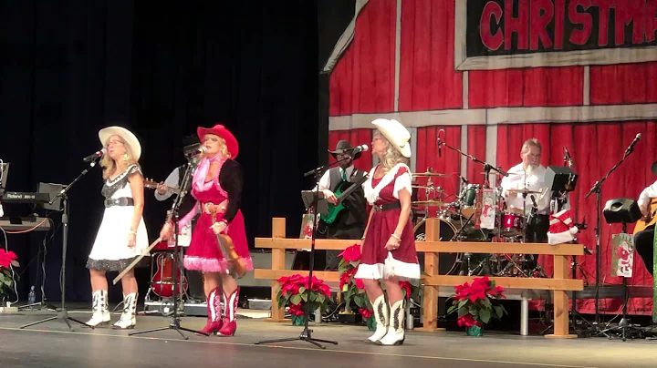 Opry Christmas Dec 2021 Billye Jane, Betty Ann, Bonnie Sue