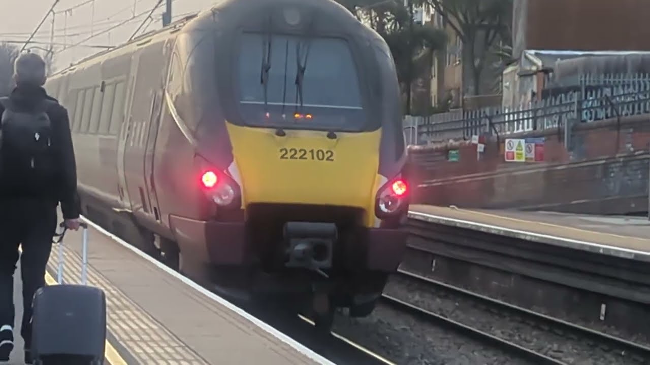 Here is the class 222 in West Hampstead Thameslink Thursday 5 March 2026