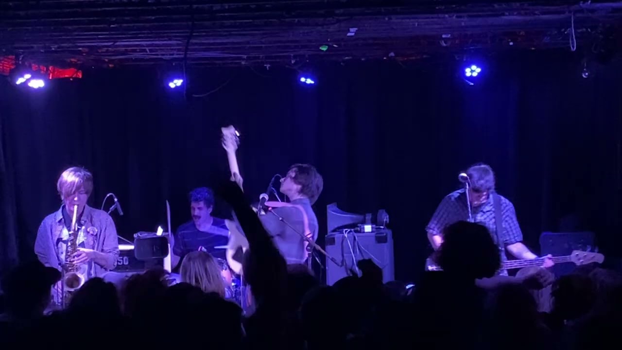 Your Arms Are My Cocoon ~ Metamorphosis/Lets Get Married (Live) #set #closer #7thstreet #entry #mn auf YouTube ansehen Your Arms Are My Cocoon ~ Metamorphosis/Lets Get Married (Live) #set #closer #7thstreet #entry #mn auf YouTube ansehen
