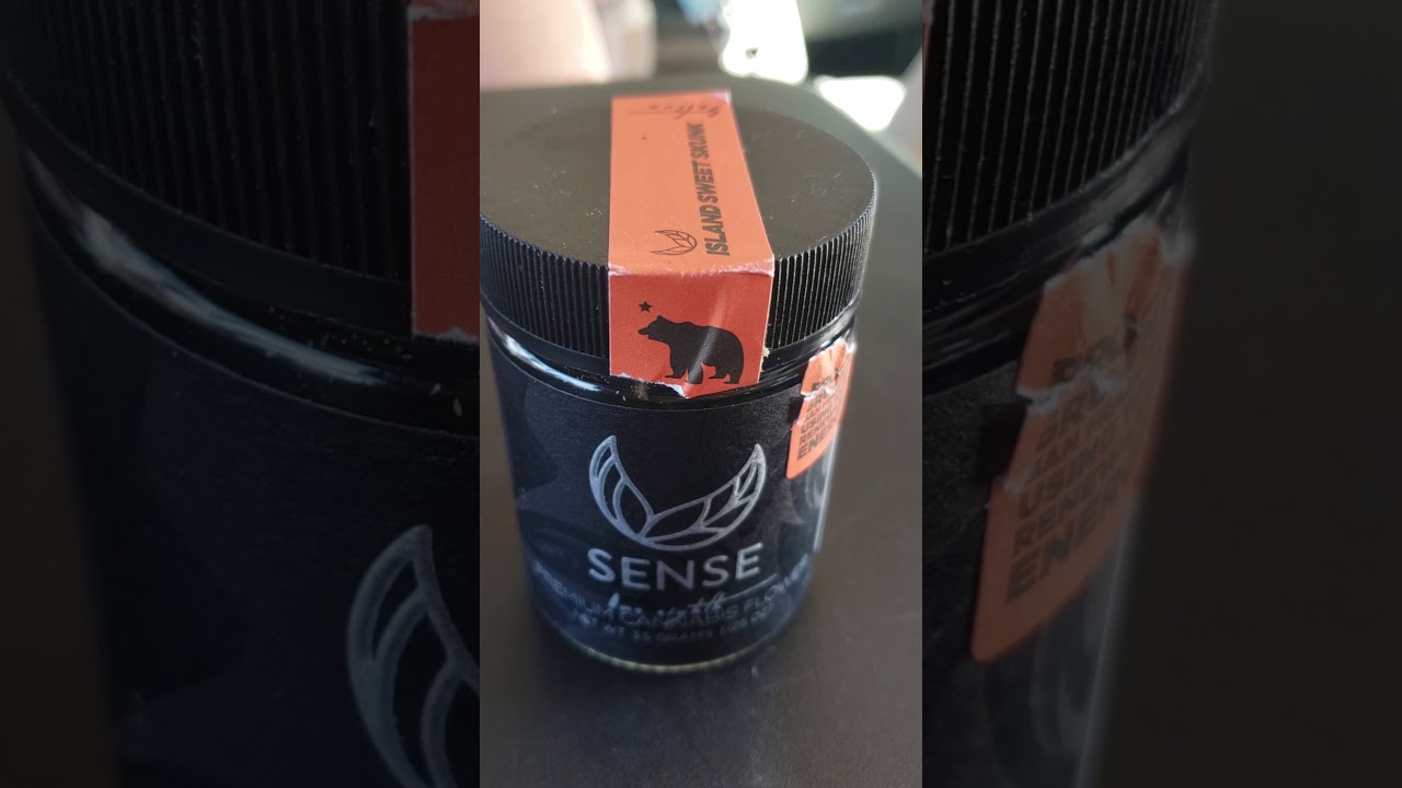 Island Sweet Skunk Review