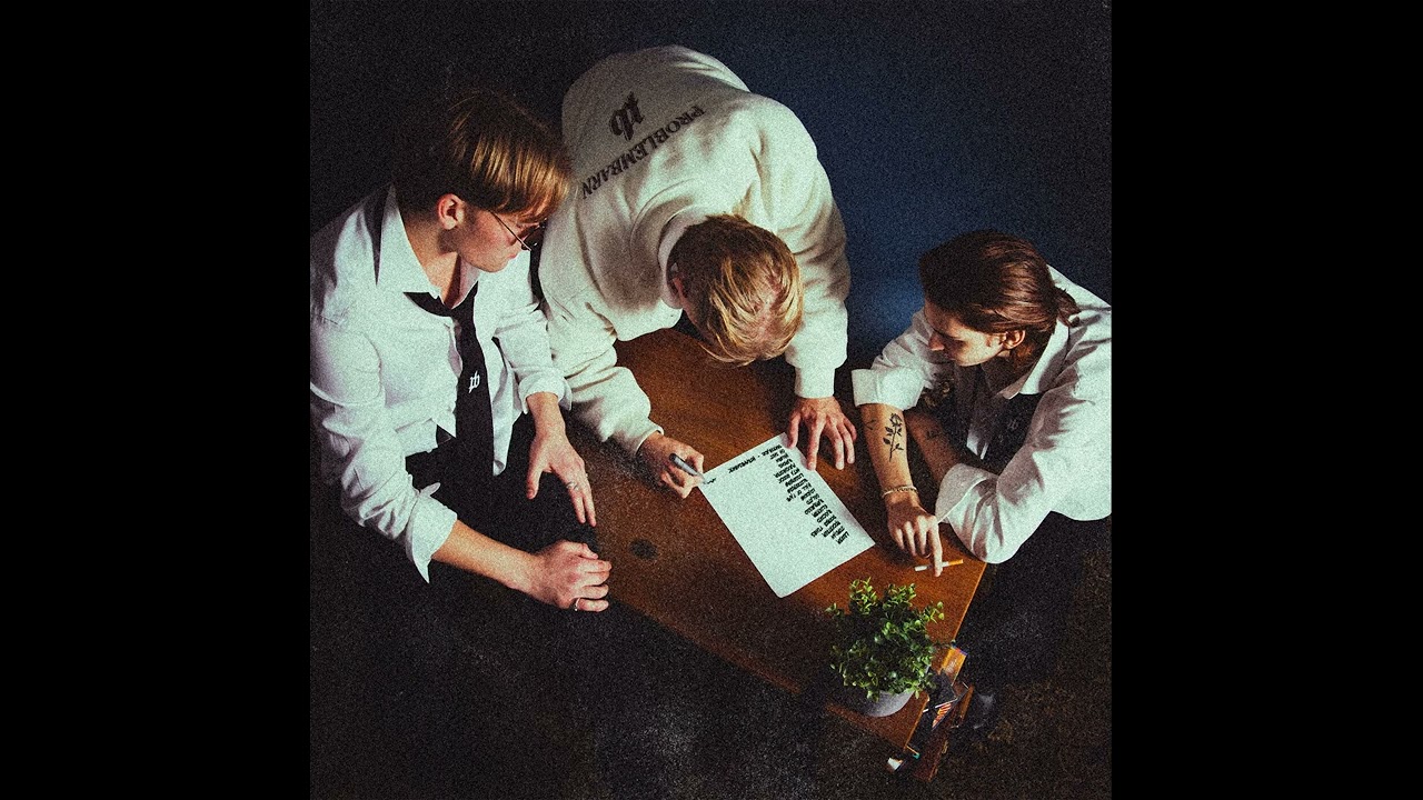 Watch Problembarn · Iron Mæn · Bølla – Helgen on YouTube Watch Problembarn · Iron Mæn · Bølla – Helgen on YouTube