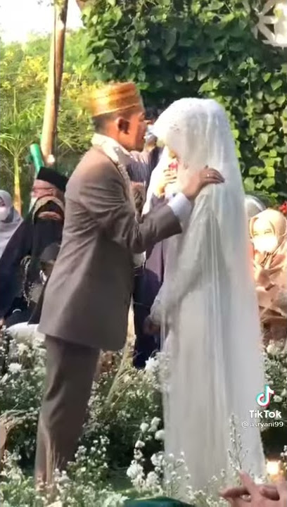 Tiktok Ustadz Syam Malu²Sama Istri 😅