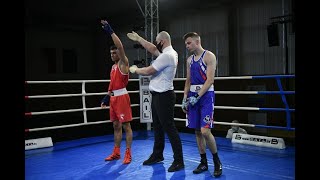 MČR v boxu 2020, váha do 69kg, Konečný - Sivák, čtvrtfinále