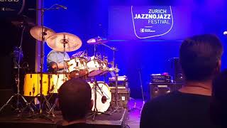 JazzNoJazz Festival Zürich 2018 - Victor Wooten & Dennis Chambers & Bob Franceschini (6)