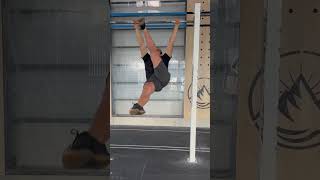 Alternating sT2B + Tuck L-Sit or L-Sit