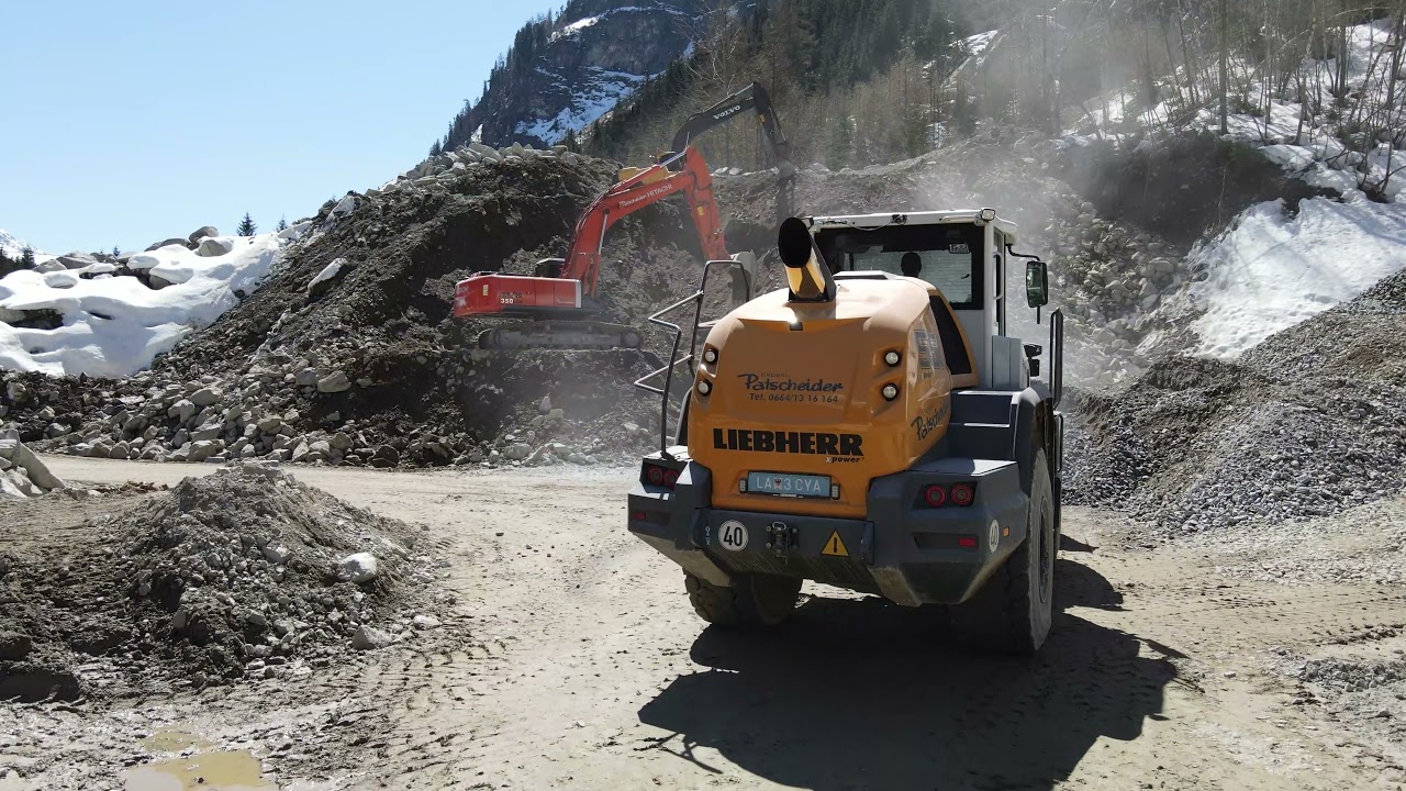 Erdbau Patscheider Brecharbeiten Steinbruch Kaunertal Liebherr 550 Hitachi 350 Volvo 220