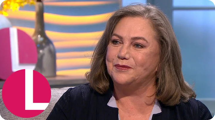 Kathleen Turner Used a Full Can of Hairspray Every...