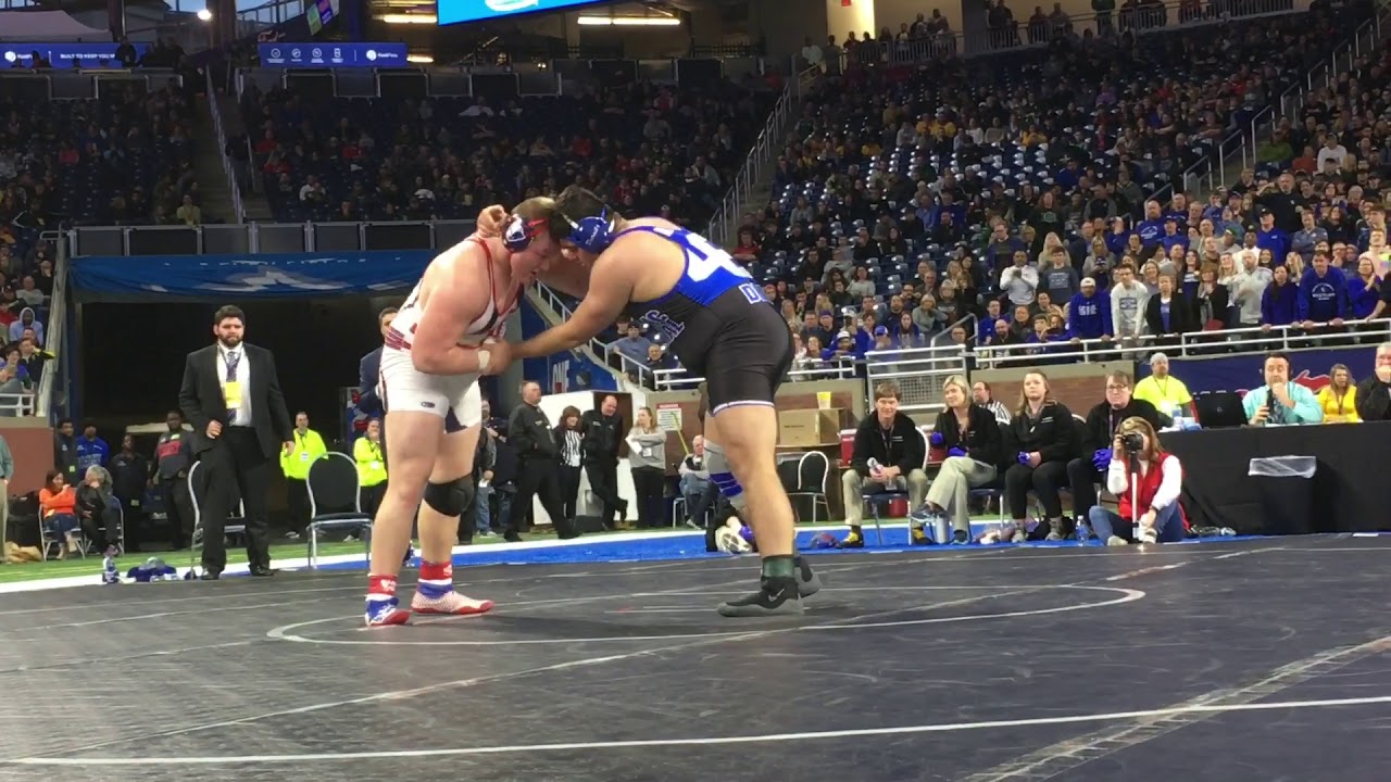 Detroit Catholic Central Wrestler Steven Kolcheff Wins State Title In Thriller Over Jake Swirple Youtube