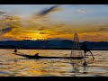 Lago Inle, remando botes con una sola pierna, Myanmar