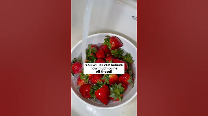 How to Wash Strawberries to Remove Pesticides and Dirt🍓Kitchen Tip For Cleaning Produce #strawberry