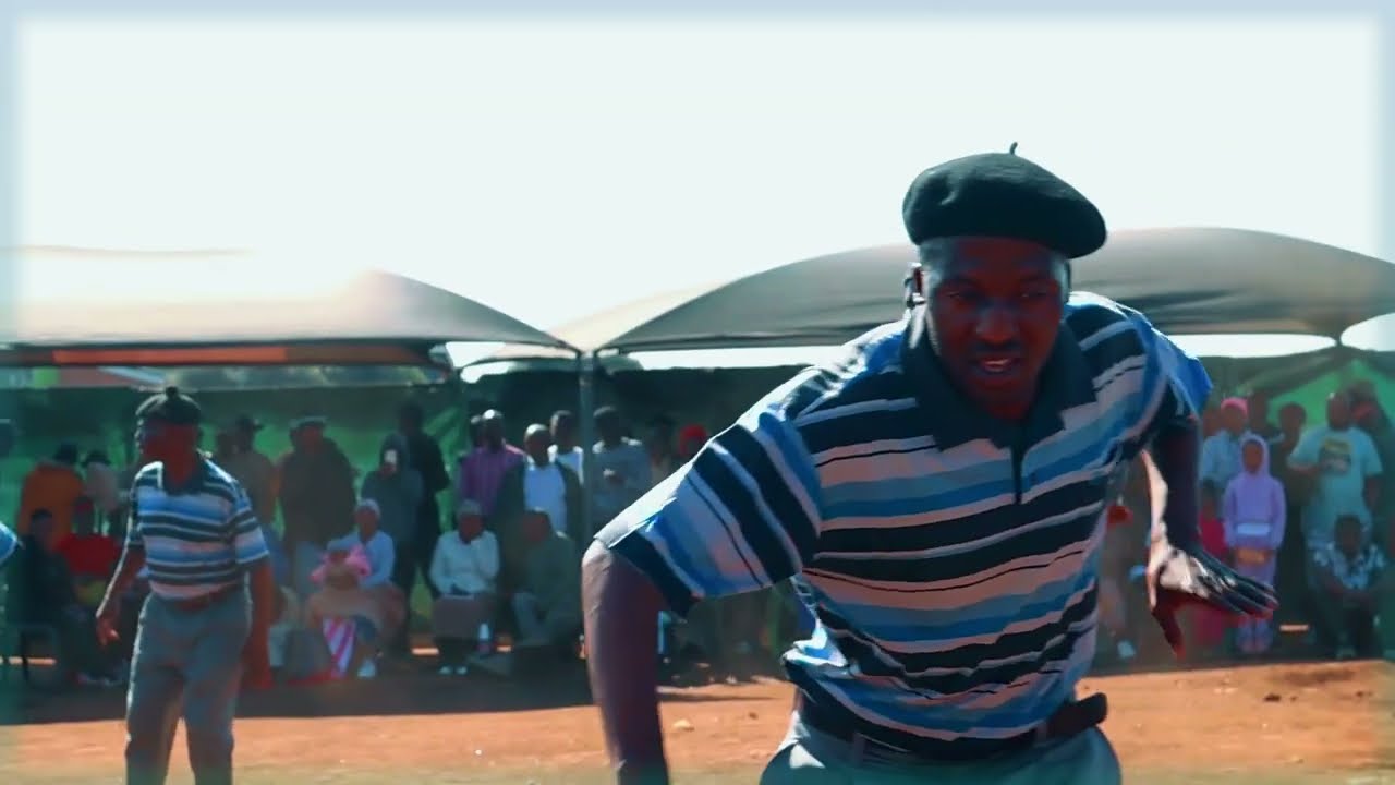 MAREDI feat BANNA RE MOKGOBE - M'JOLO