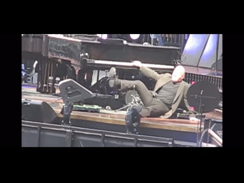 Billy Joel Falls