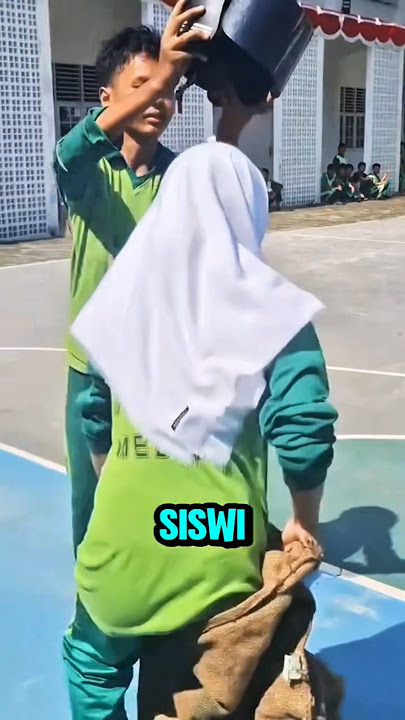 Siswi Ini Selebrasi Pas Menang Lomba Balap Karung