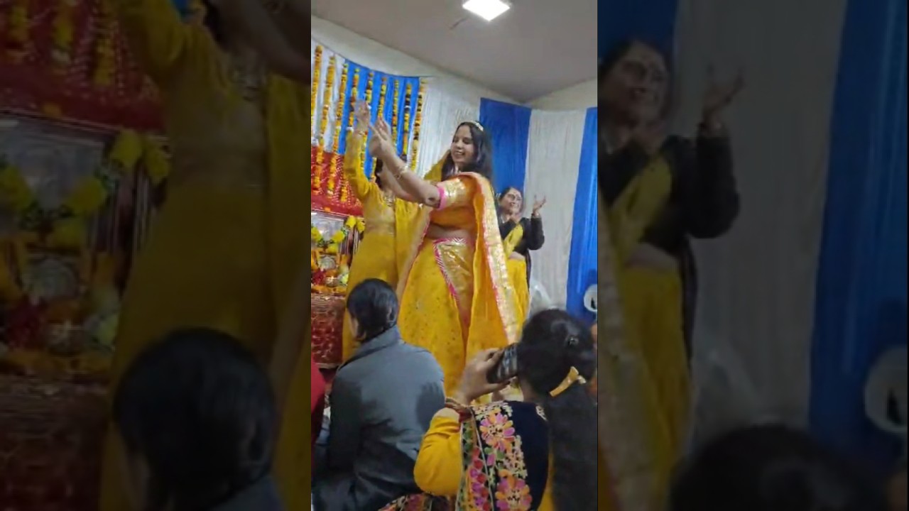 Sunderkand ka path 🙏😊#homerecipesbyseema #sunderkand #viral #ytshorts #recipe #bhajan #bhajankirtan