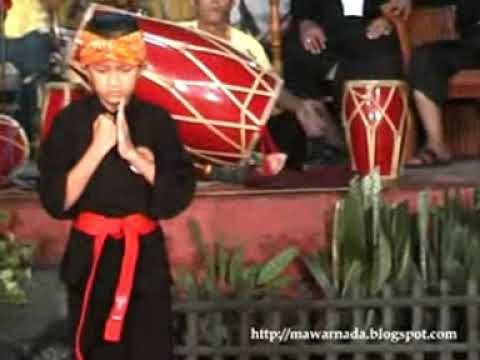 A Tale of Two Halves by A Man Who Was Born To Be A White Man