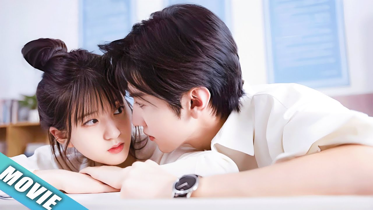 💗灰姑娘對校草一見鍾情！🥰#cdrama #zhaolusi