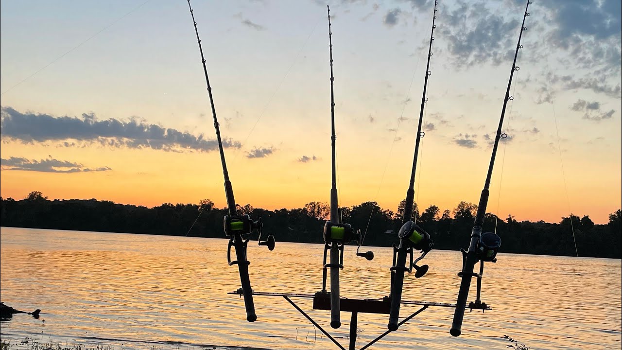 Rod Rack For Bank Home made bank rod rack with fish bite rod holders. - YouTube