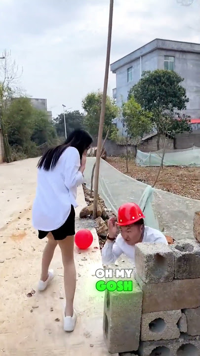 🙇‍♂️🎈 Sorry, I thought it was another balloon! #funny