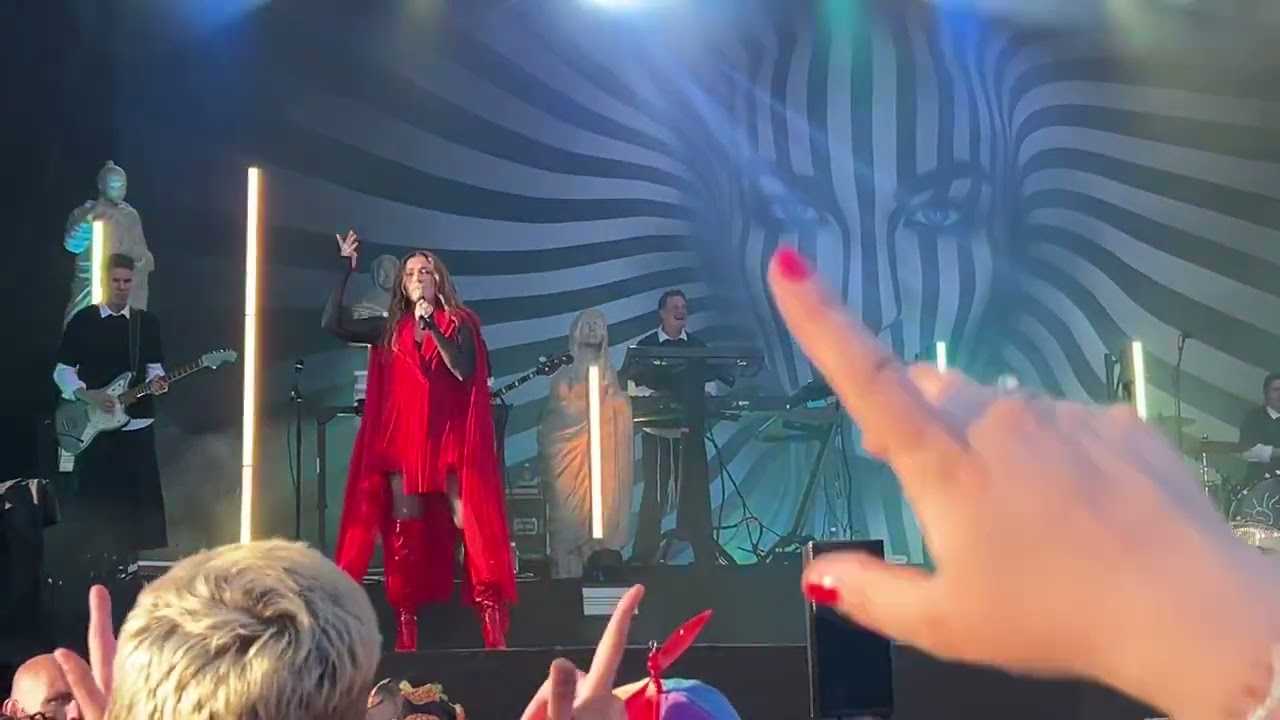 Jenni Vartiainen - Nettiin live Suomipop Festivaali 2025 Jyväskylä