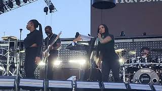 H.E.R. Grammy R & B Singer is Energized @ Texas!