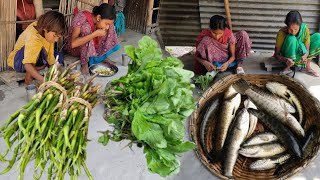 How Santali Girl Cooking & Eating SNAKEHEAD FISH Recipe with KOCHUR LOTI & Moolo Shak Vaja at noon