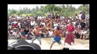 INDONESIA #5.6: Local party "Nyale" (stick fight) in Lombok.