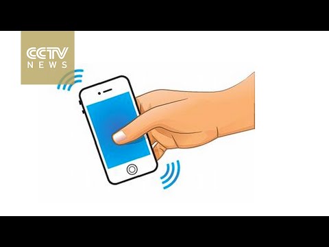 Caught on cam: Thief tries to cut wire and steal iPhone6